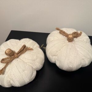 White Knit Pumpkin Decor Set